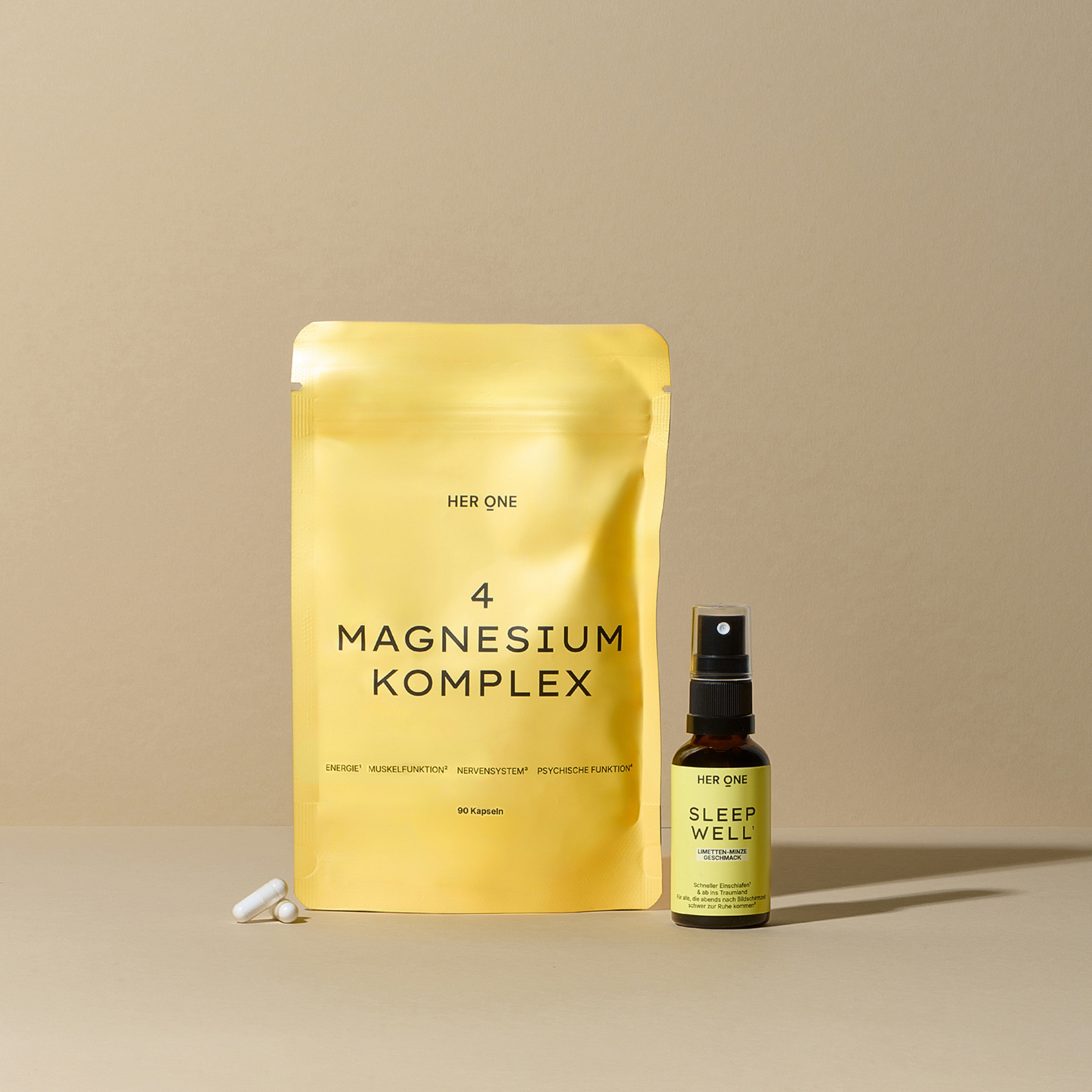 Bundle di prodotti Her One: bustina di complesso di magnesio con capsule e spray Sleep Well, sfondo beige