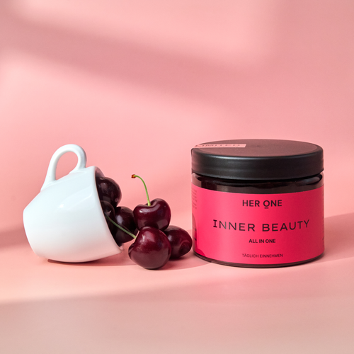 INNERBEAUTYAllinOneèunabevandaquotidiana che fornisce sostanze nutritive essenziali per un benessere olistico.