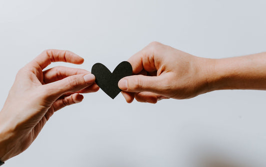 Black Friday Week 2020 - Met jouw aankoop steun je darmkankerpatiënten - HER ONE - The Future of Well-being